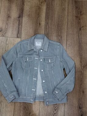Old Navy Navy & White Striped Denim Jacket